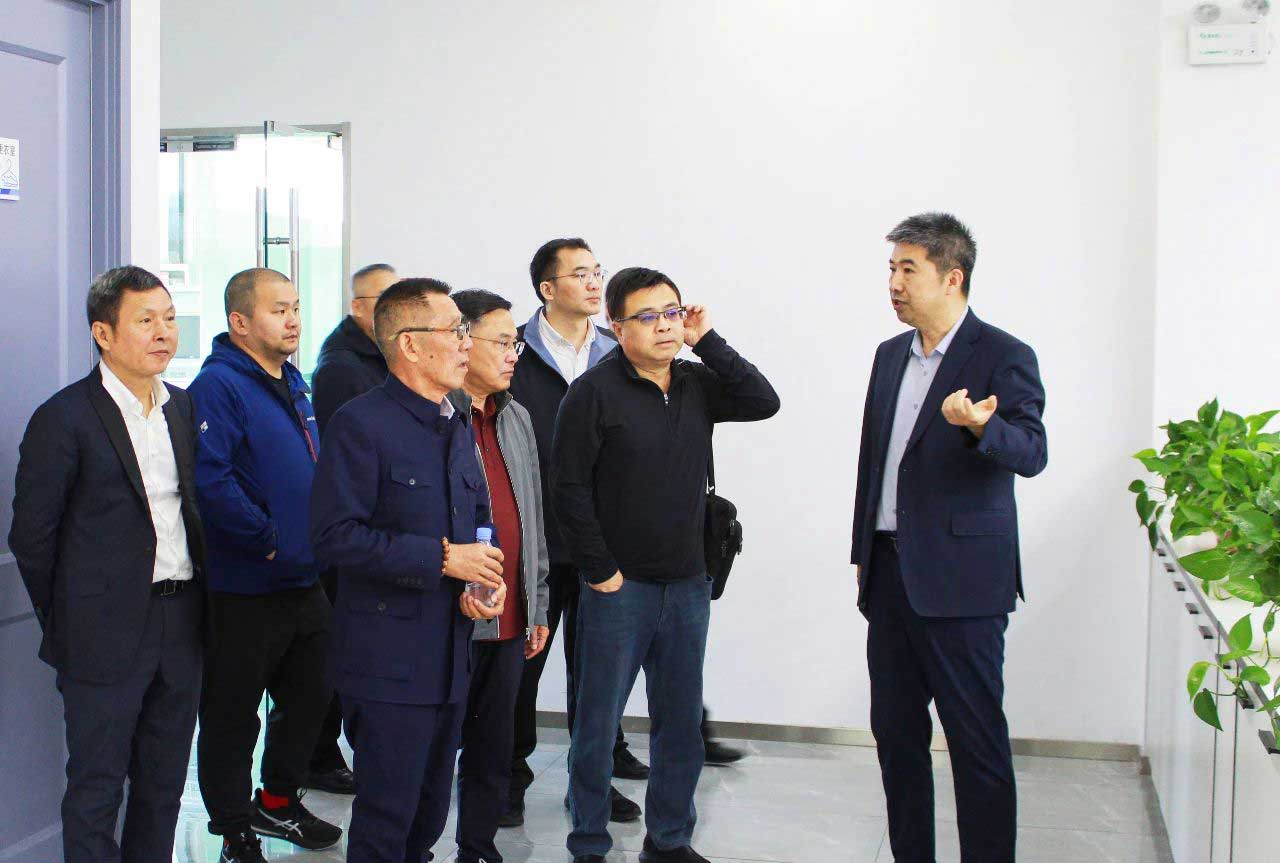 艾普承辦丨中國電子元件行業(yè)協(xié)會(huì)微特電機(jī)與組件分會(huì)九屆六次理事會(huì)議在青島圓滿召開